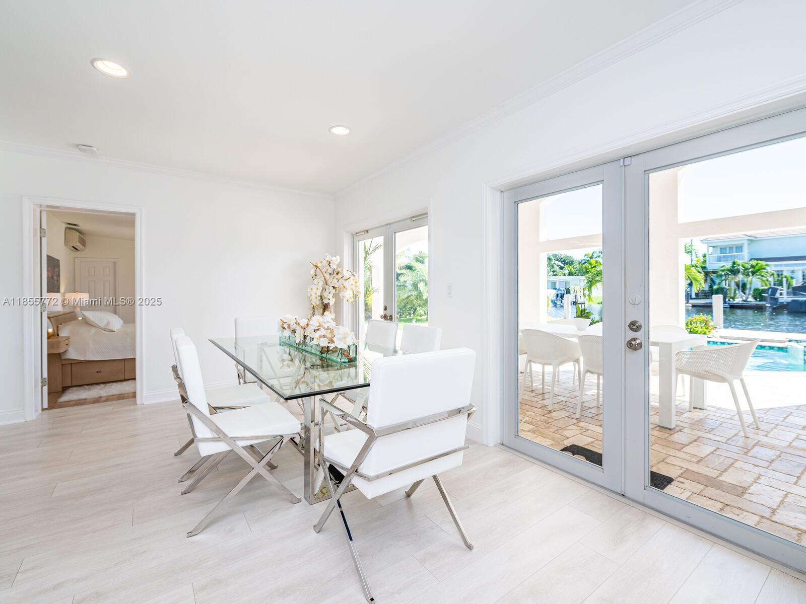 LAUDER GATE ISLES - Residential Lease