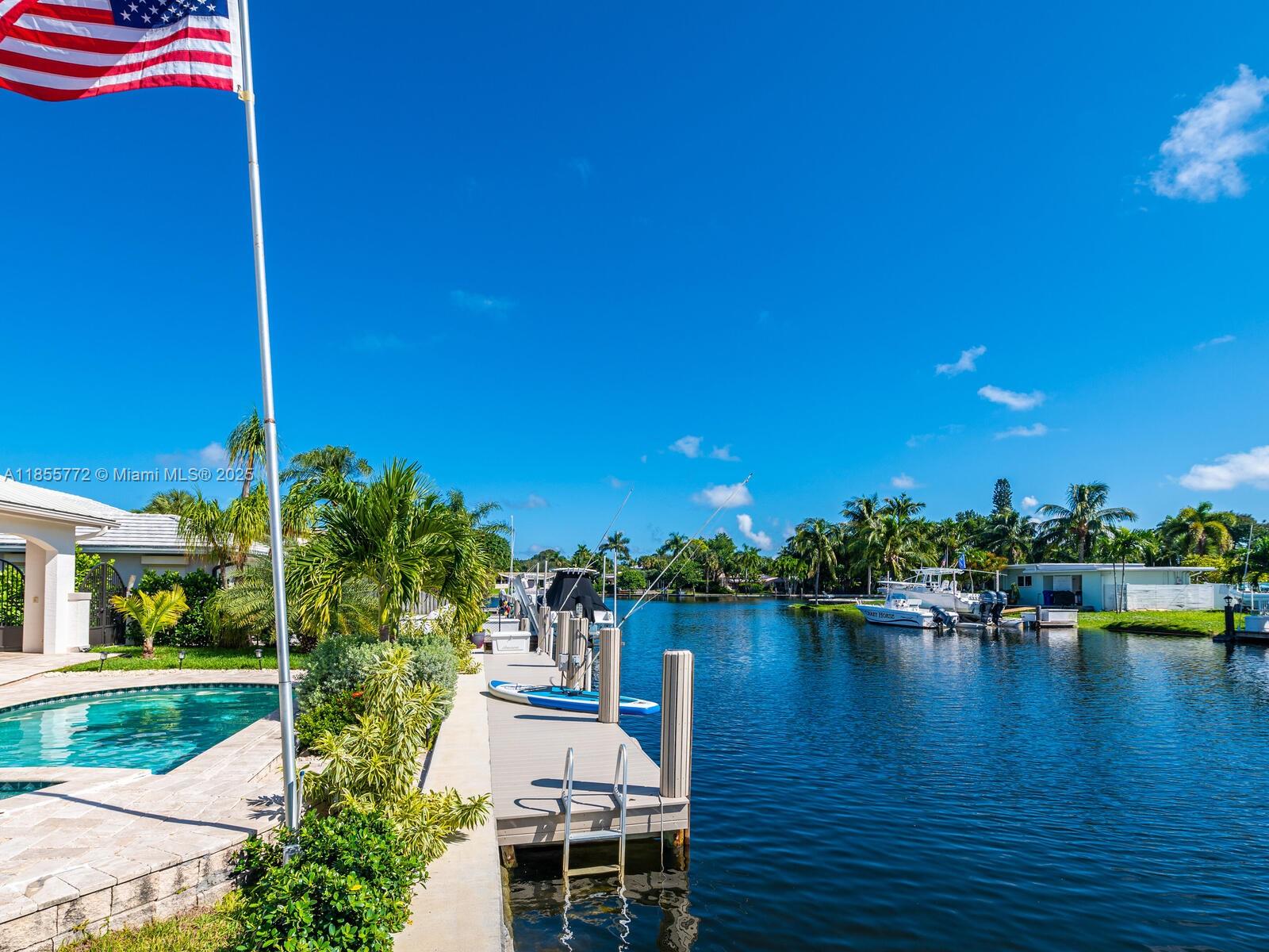 LAUDER GATE ISLES - Residential Lease