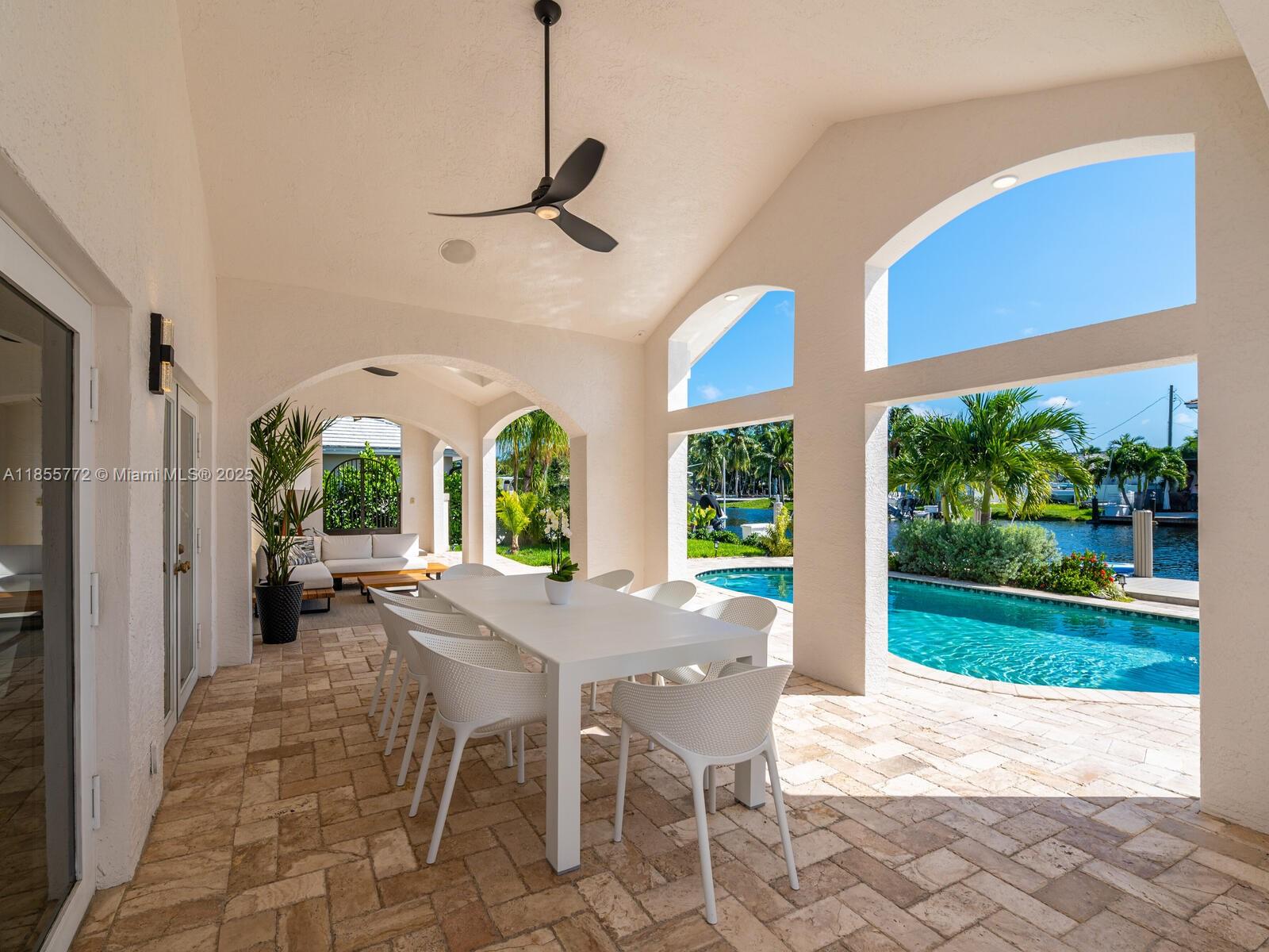 LAUDER GATE ISLES - Residential Lease