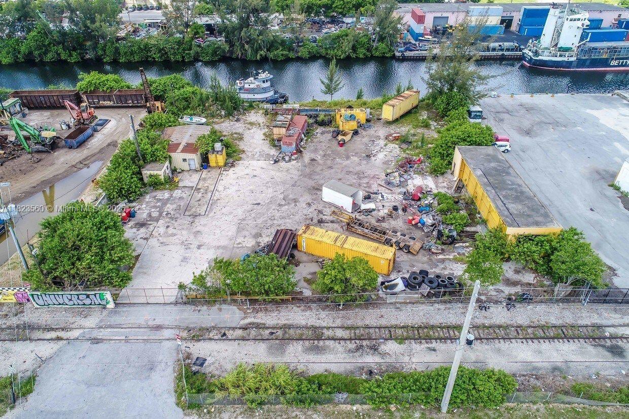 RelatedISG is proud to present 3440 NW N River Drive, a 49,800 SF waterfront gem located directly on Miami’s iconic Miami River. This exceptional site offers 212 feet of direct river frontage in a deep-water marina area with no fixed bridges, making it a rare and highly valuable investment to accommodate a variety of marine uses including manufacturing. Ideal for an investor or owner-user, the property is currently leased at $26,000/month, on a month-to-month lease, and is conveniently located minutes from Miami International Airport, Miami Freedom Park, Coral Gables, Brickell, Downtown Miami and Wynwood. The Miami River corridor has become a key driver of the city’s development, with over 1,000 combined condo/multifamily units delivered in the past 24 months alone. Positive cash flow.