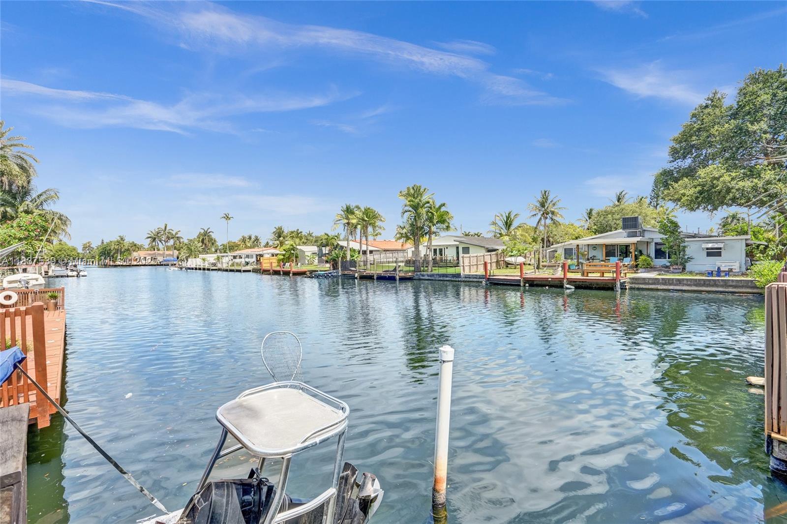2730 Scott St, Hollywood, FL, 33020/$700,000 2 2730 Scott St