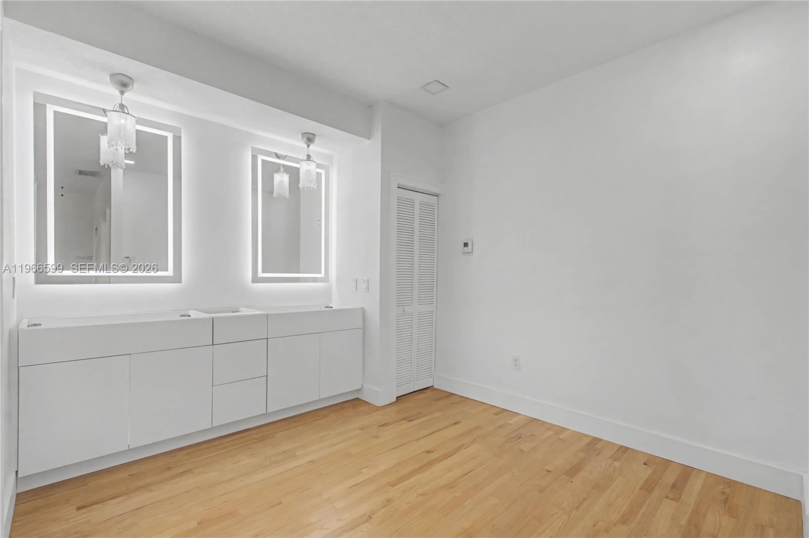 ROYAL PALM NORTH 1ST ADDN - Residential