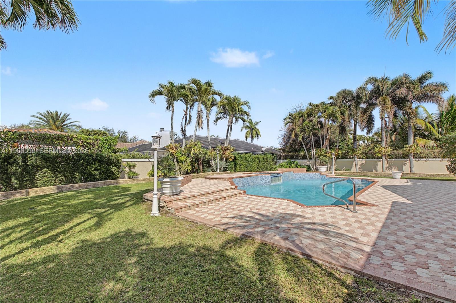 ROYAL PALM NORTH 1ST ADDN - Residential