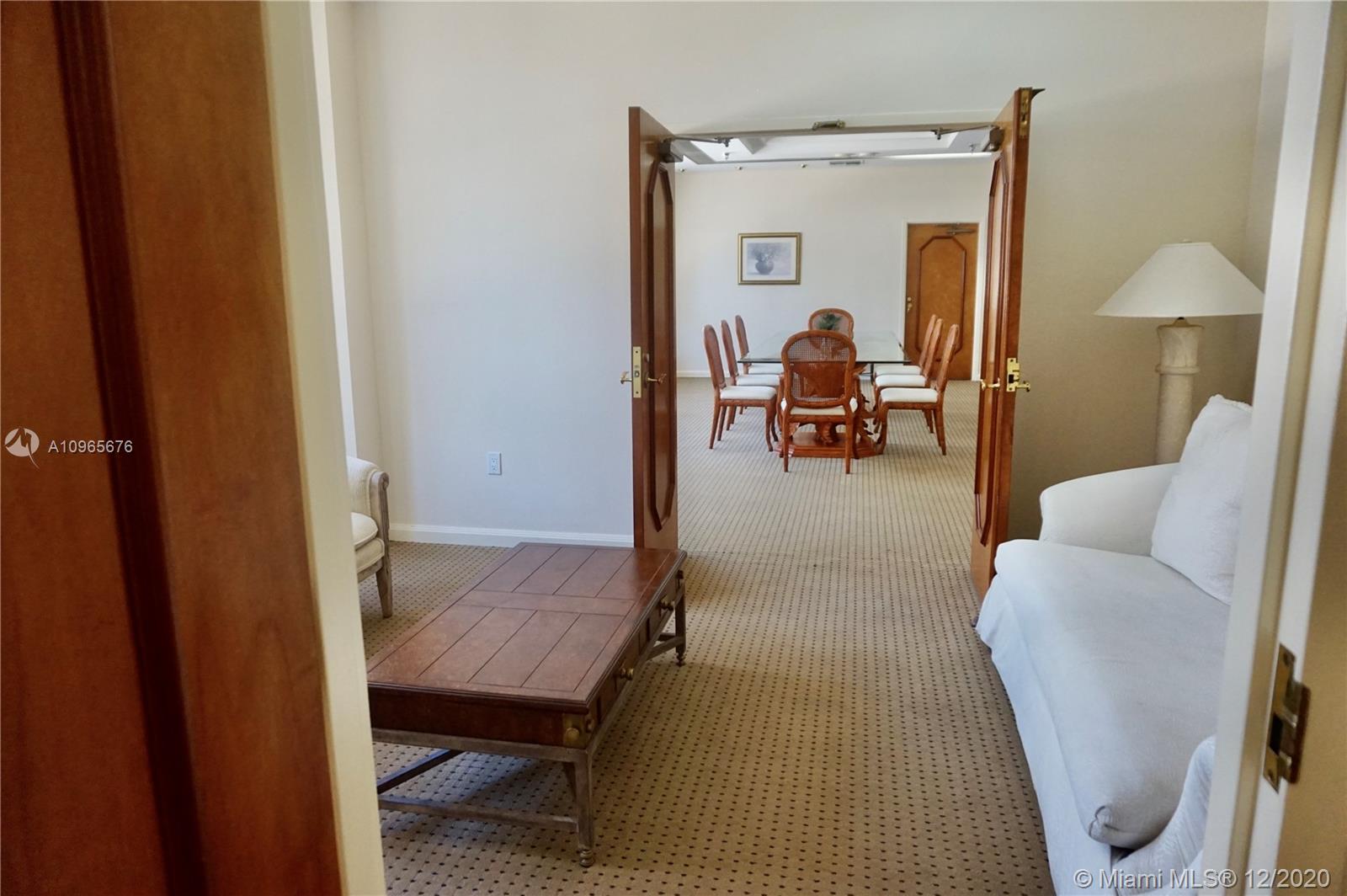 LEXCELLENCE CONDO - Residential