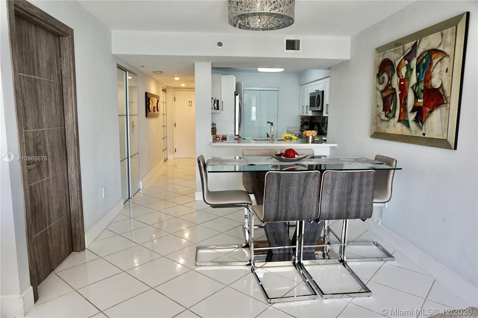 LEXCELLENCE CONDO - Residential