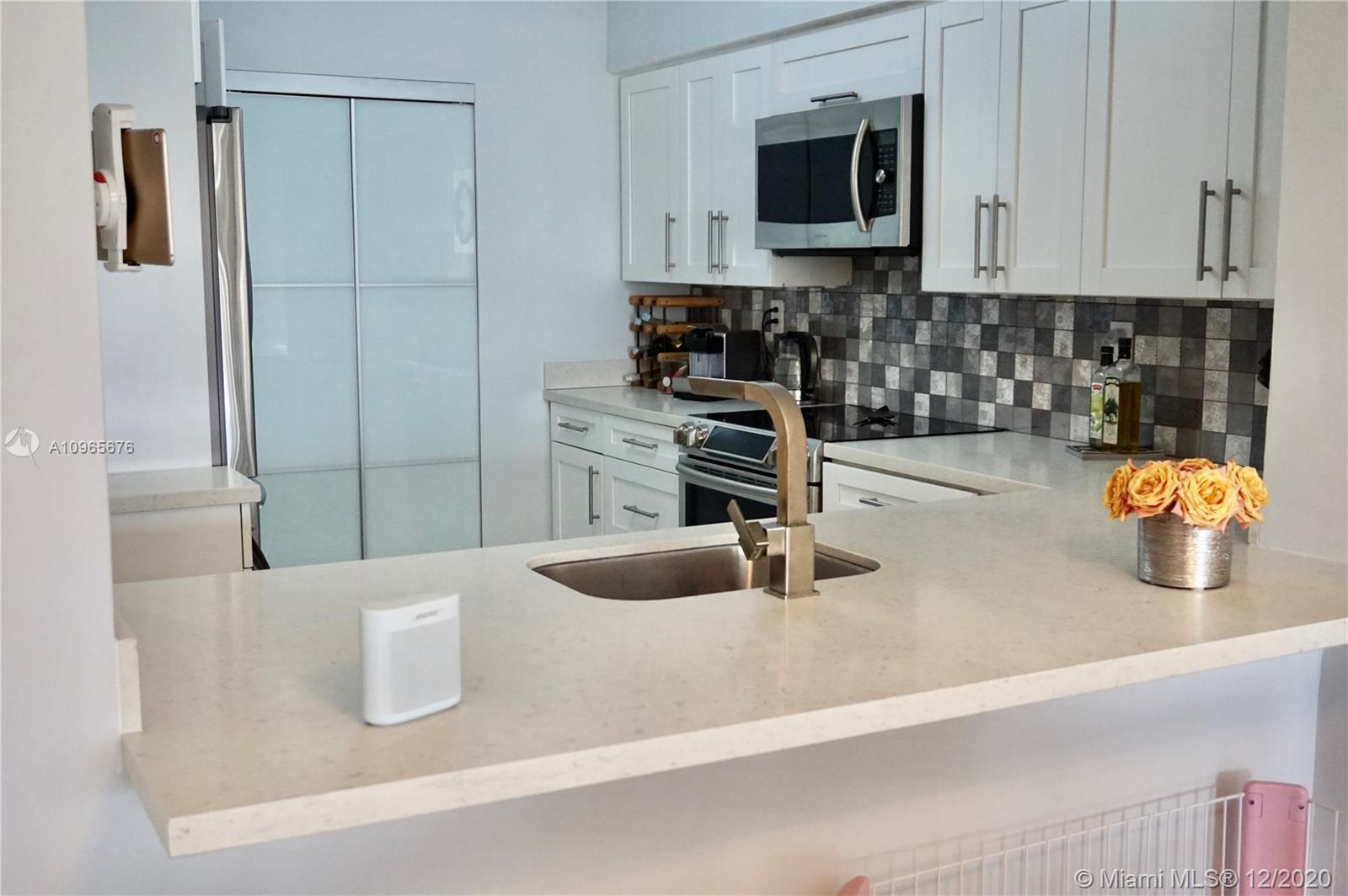 LEXCELLENCE CONDO - Residential