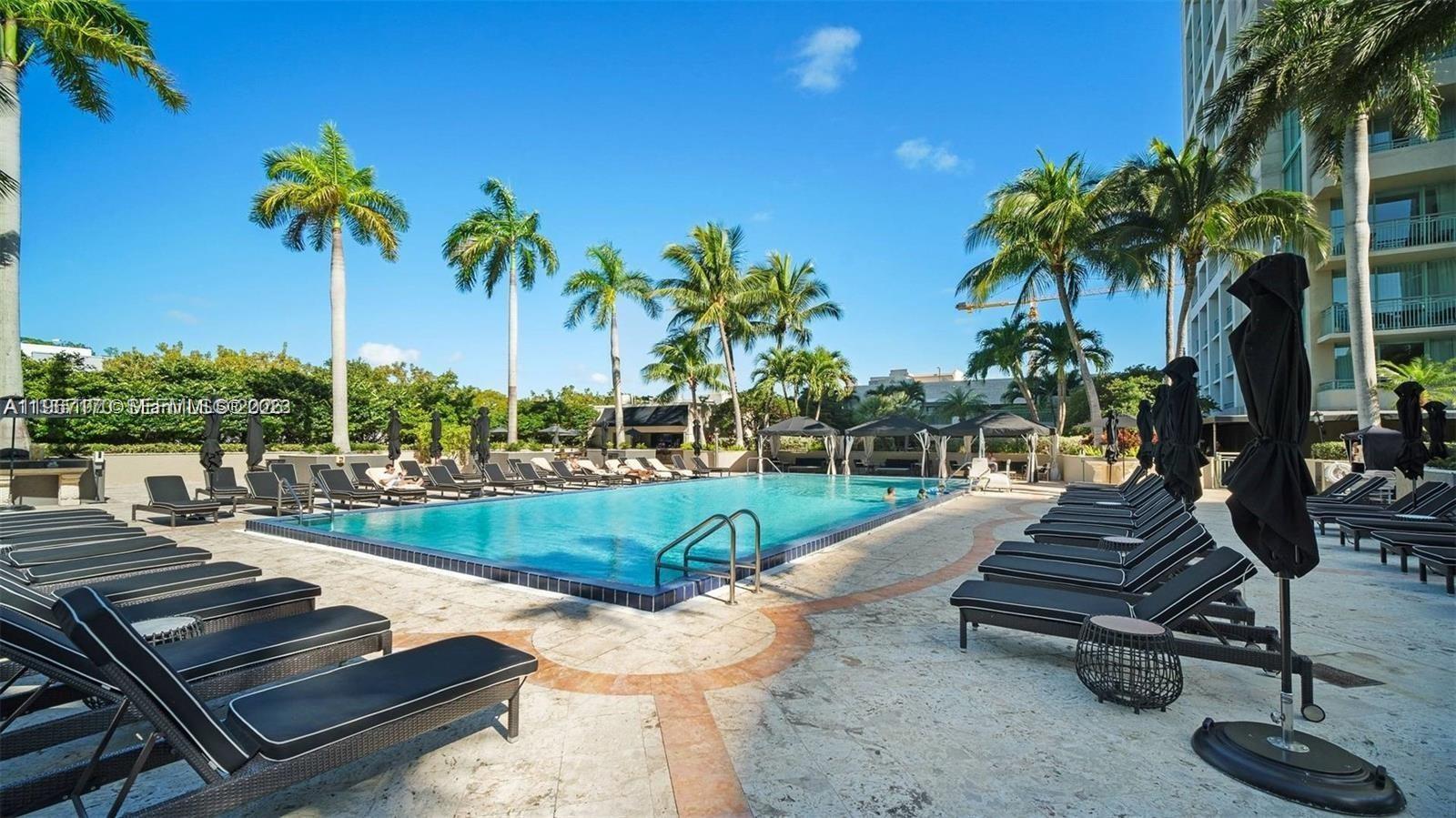 Ritz Carlton Residences - Residential