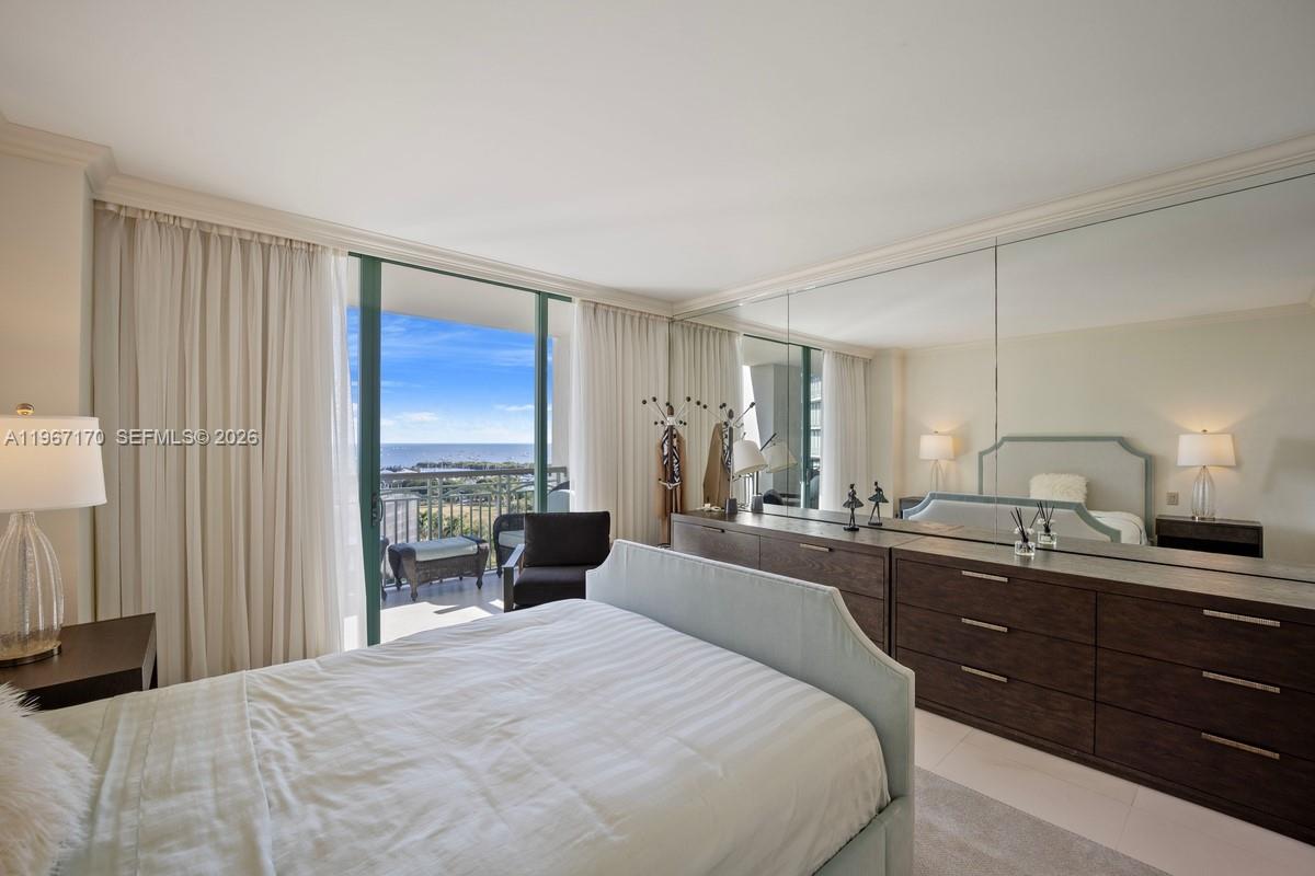 Ritz Carlton Residences - Residential