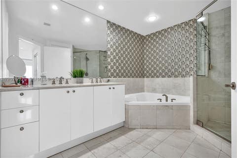 Tiny photo for 901 Brickell Key Blvd #1807, Miami, FL 33131 (MLS # A12076920)
