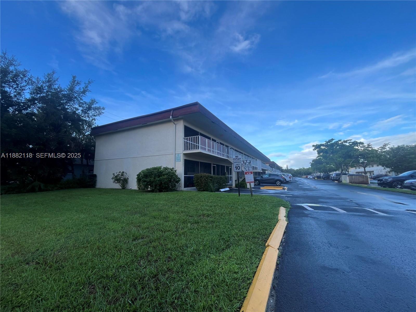 BEL-AIRE SECTION SIX COND - Residential