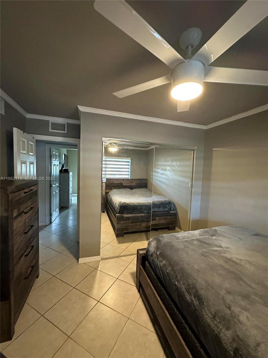 BEL-AIRE SECTION SIX COND - Residential