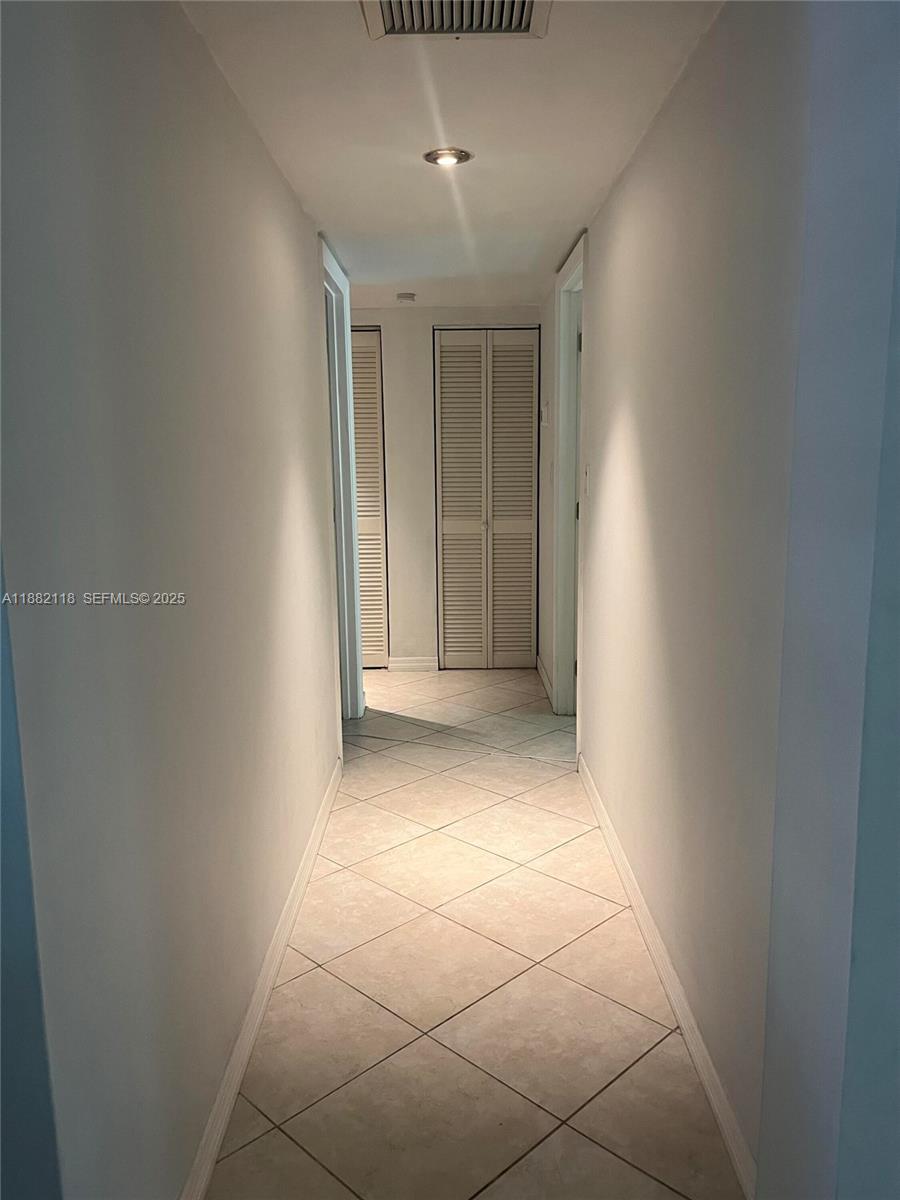 BEL-AIRE SECTION SIX COND - Residential