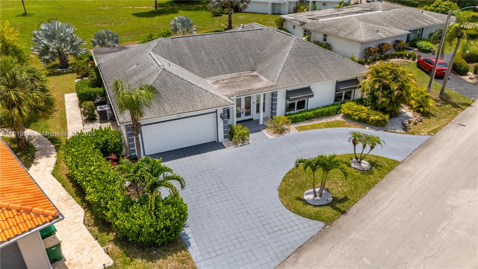 Rental Property at 4902 N Travelers Palm Ln, Tamarac, Broward County, Florida - Bedrooms: 3 
Bathrooms: 3  - $5,900 MO.