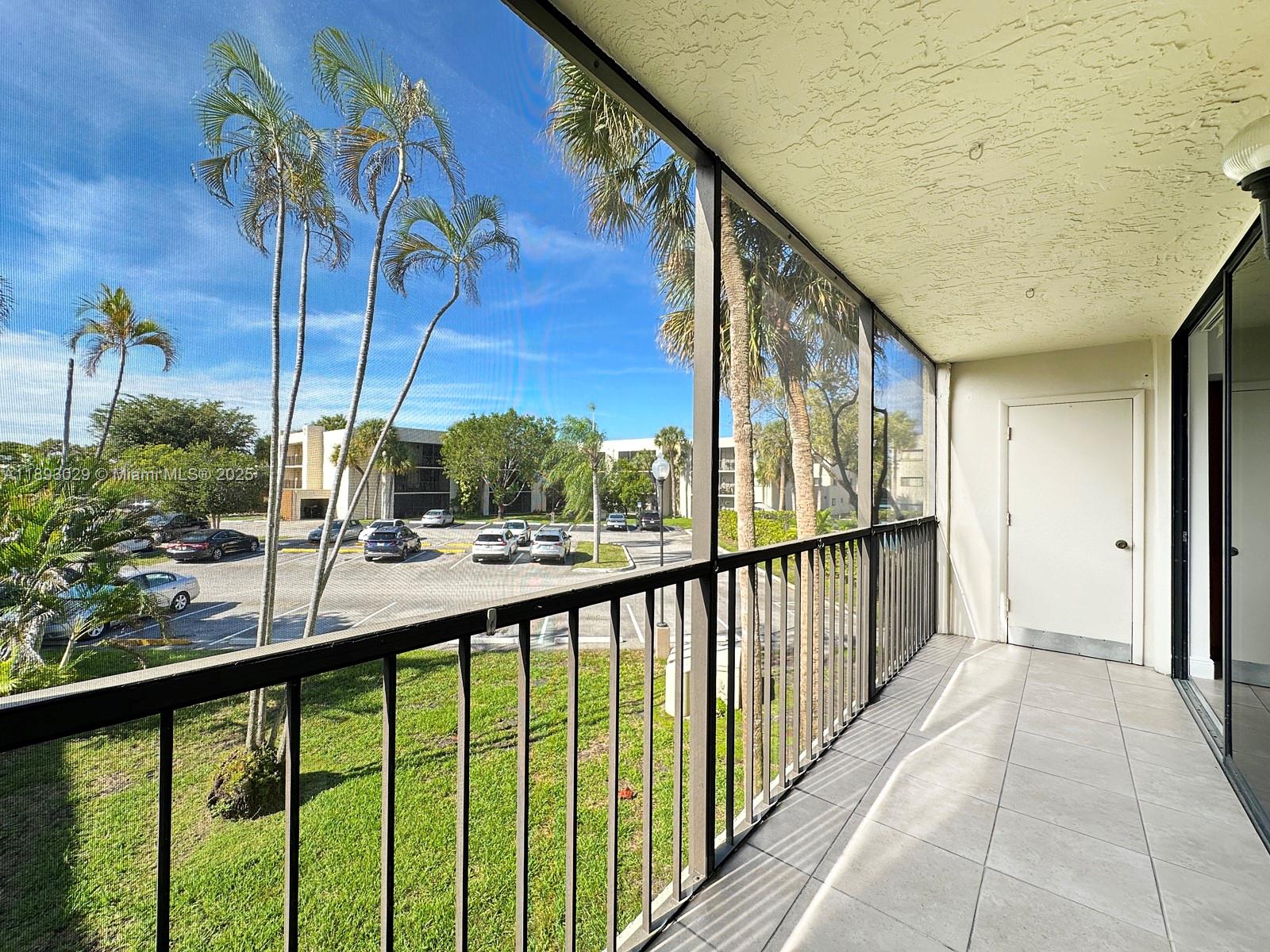 THE HORIZONS CONDO #1 - Residential