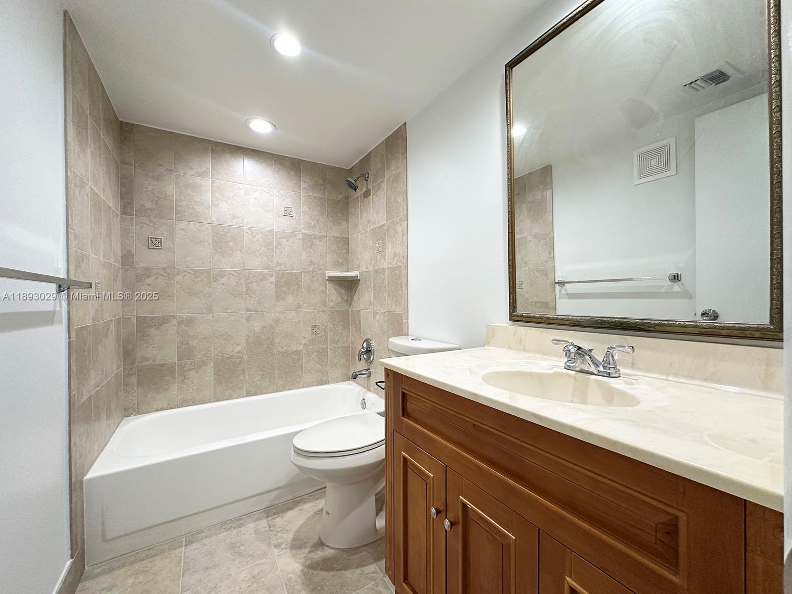 THE HORIZONS CONDO #1 - Residential