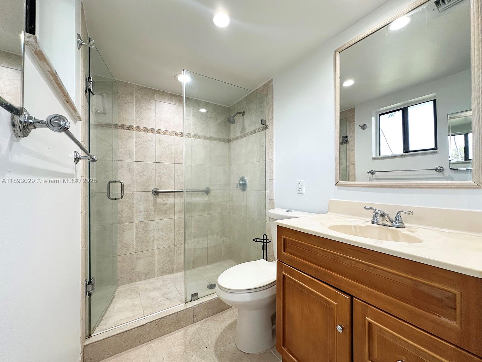 THE HORIZONS CONDO #1 - Residential