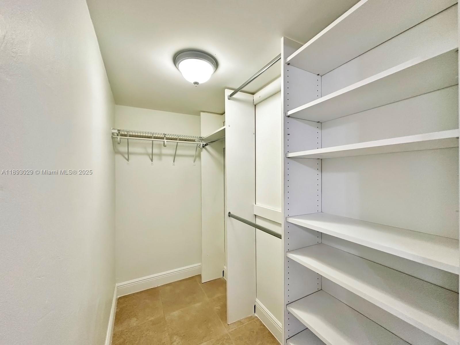 THE HORIZONS CONDO #1 - Residential