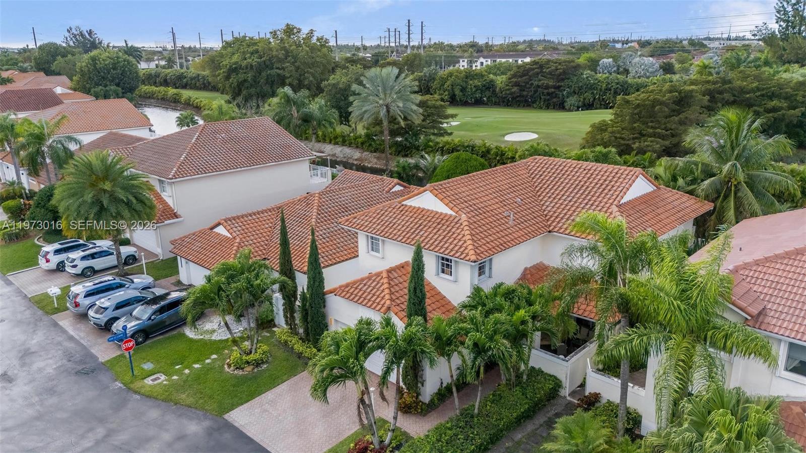 DORAL GLEN T-17816 - Residential