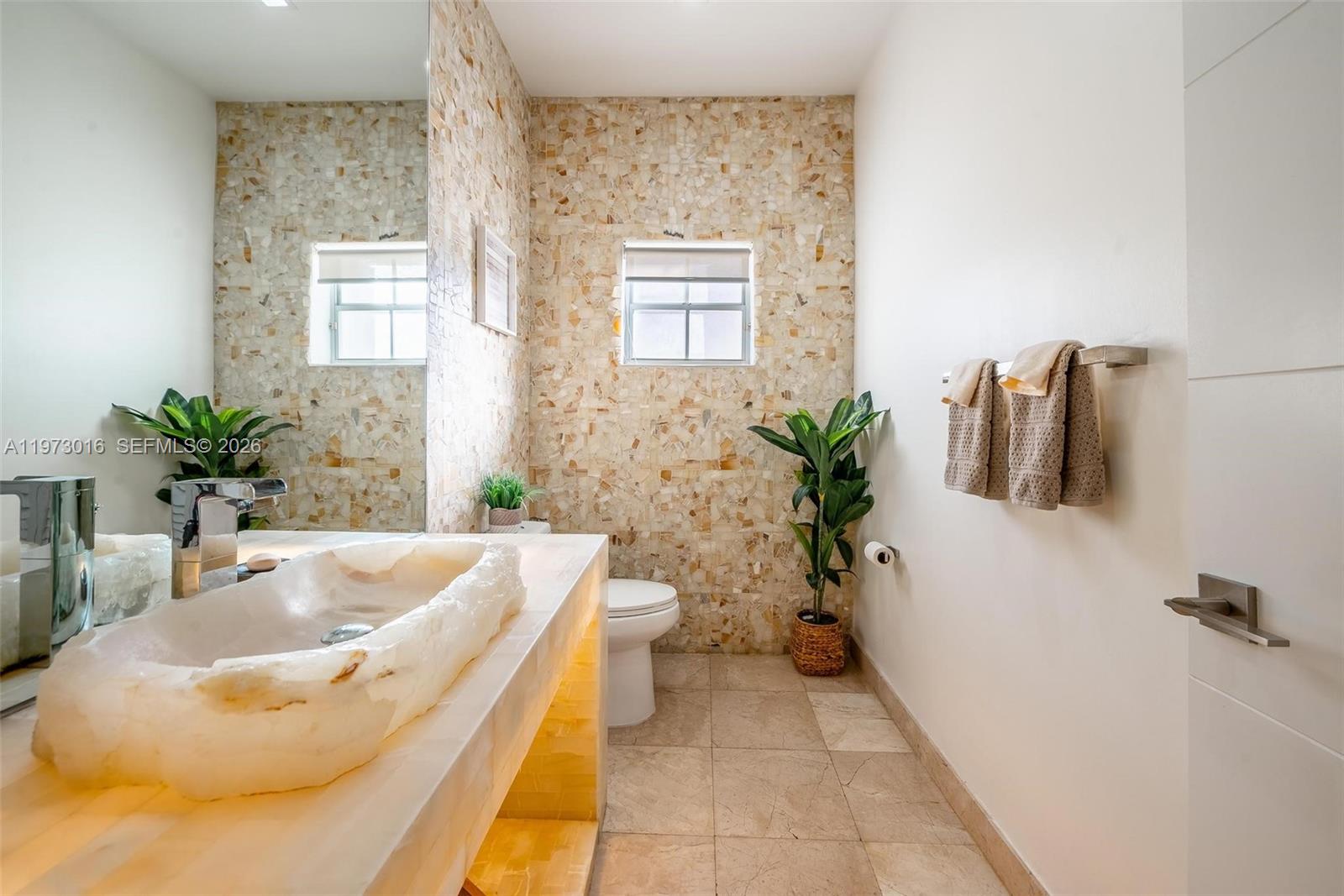 DORAL GLEN T-17816 - Residential