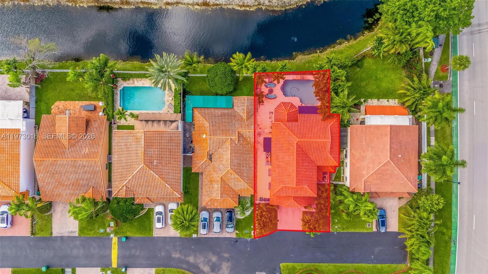 DORAL GLEN T-17816 - Residential