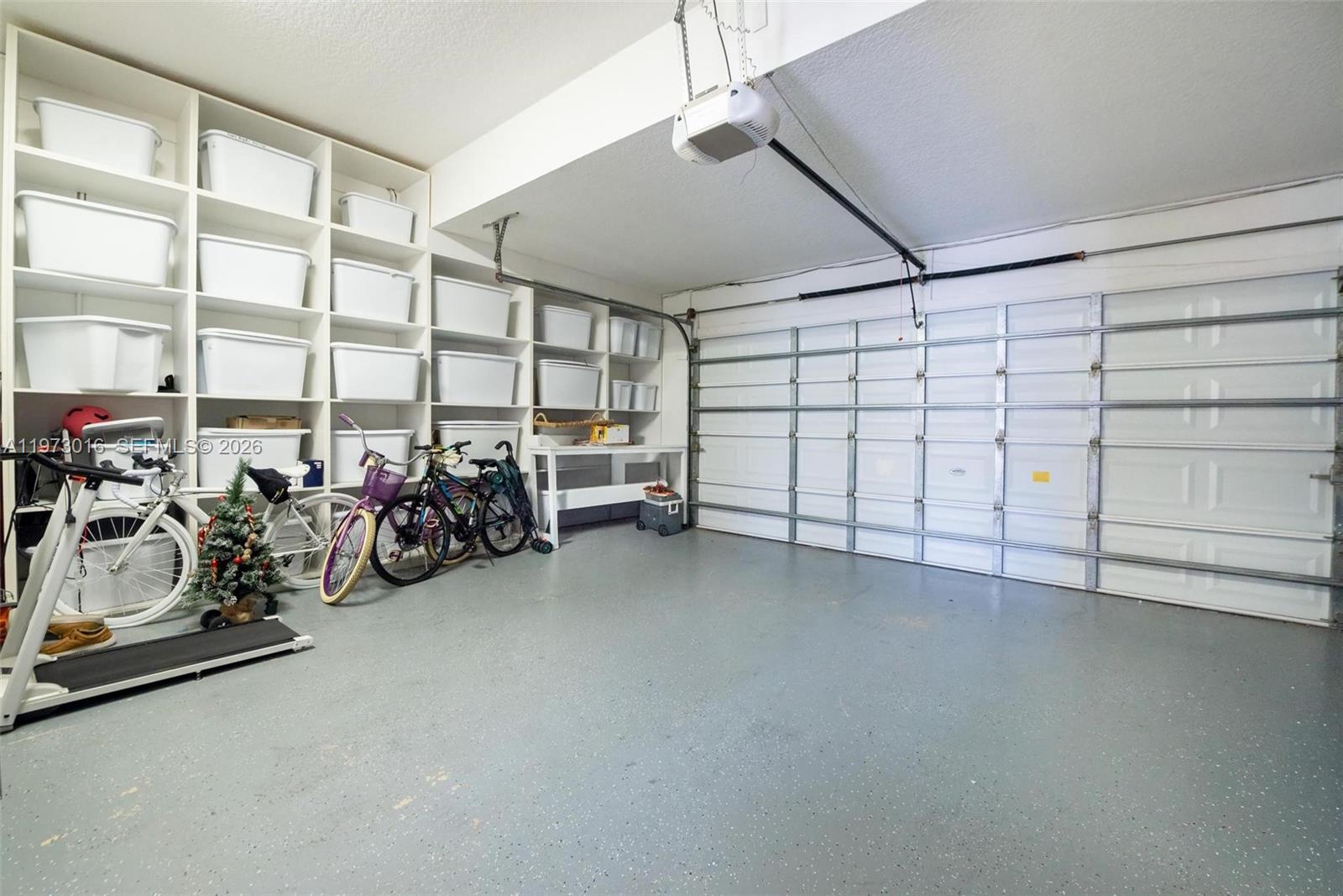 DORAL GLEN T-17816 - Residential