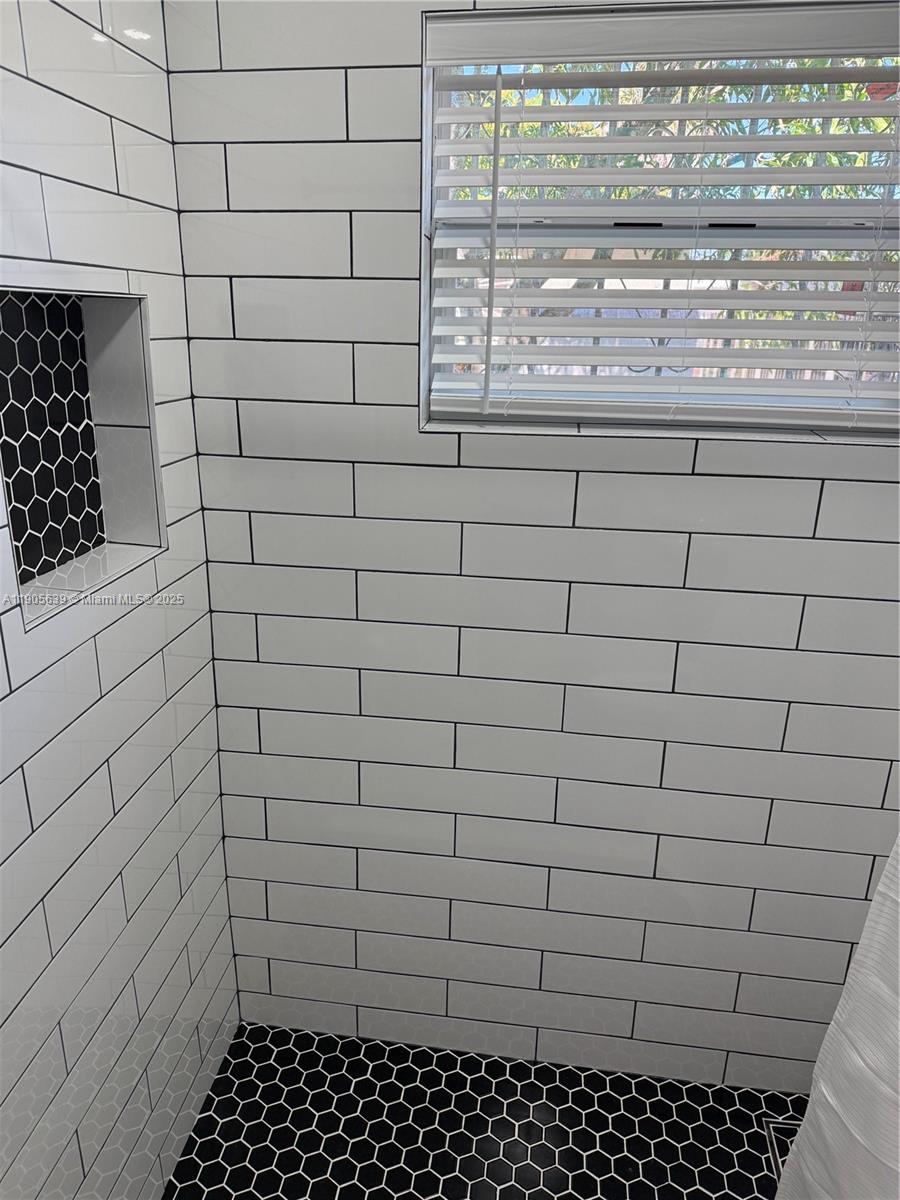 AMENDED PLAT OF FLAGLER G - Residential Lease