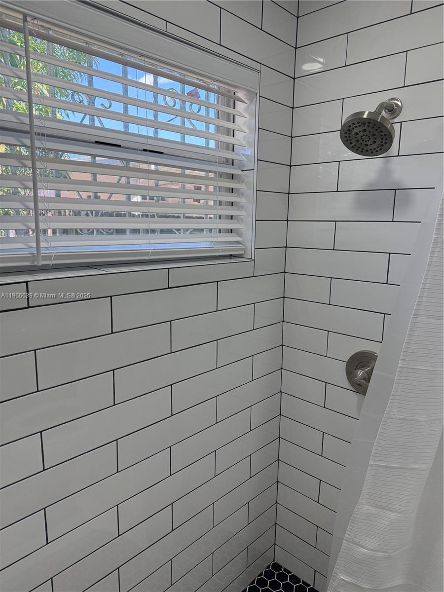 AMENDED PLAT OF FLAGLER G - Residential Lease