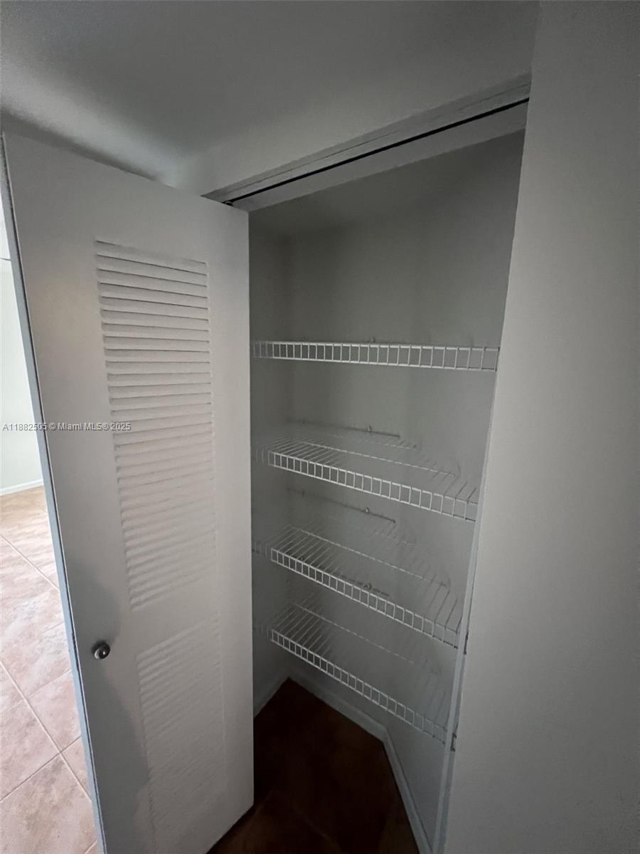 REGENT PARK CONDO - Residential Lease