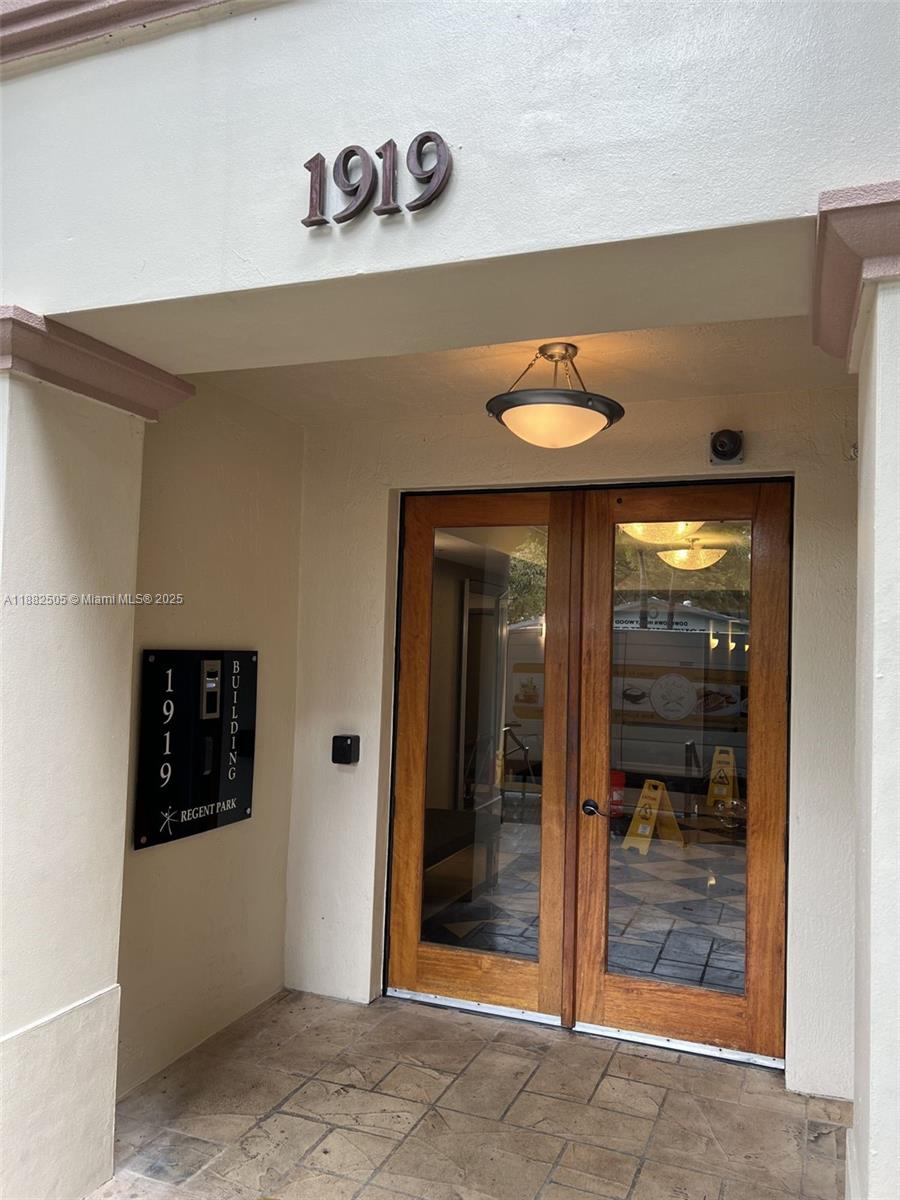 REGENT PARK CONDO - Residential Lease