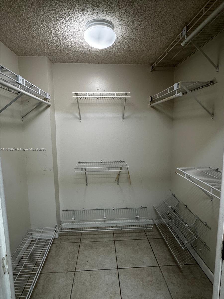 HORIZONS WEST CONDO #3 - Residential Lease