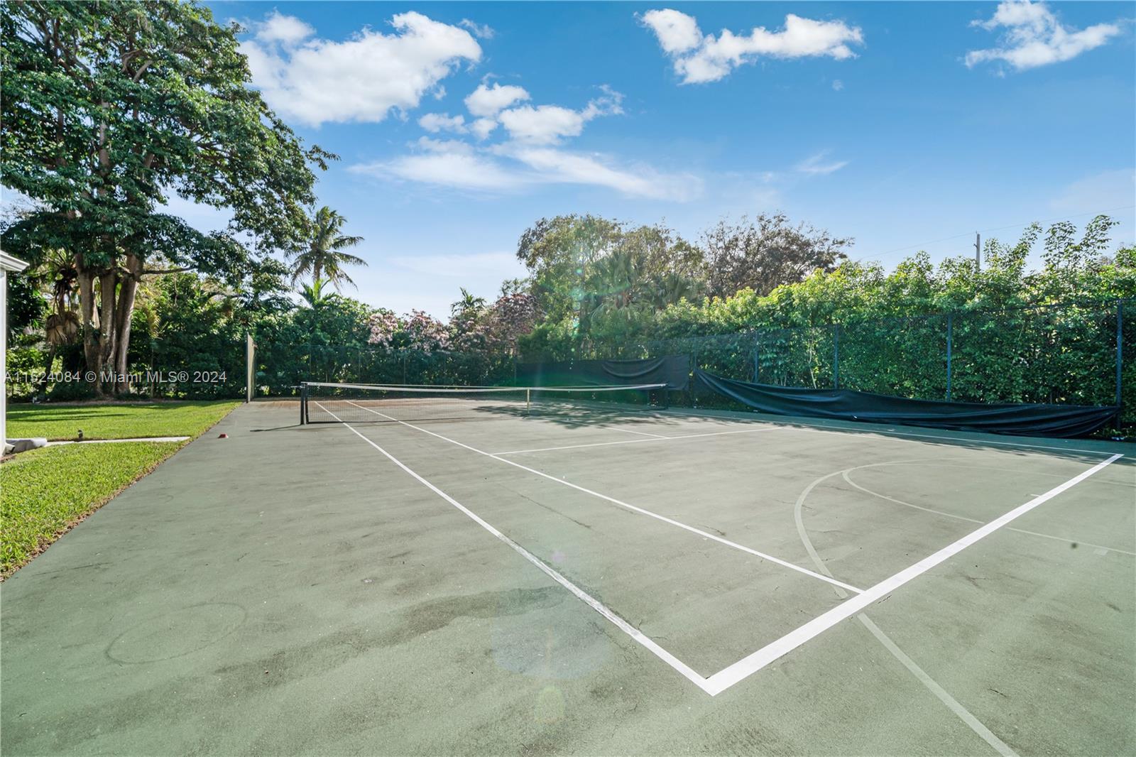 HALLMARK HEIGHTS ESTATES - Residential