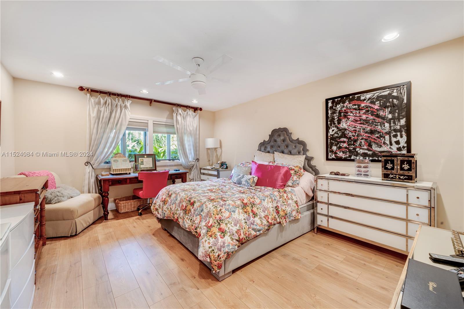 HALLMARK HEIGHTS ESTATES - Residential