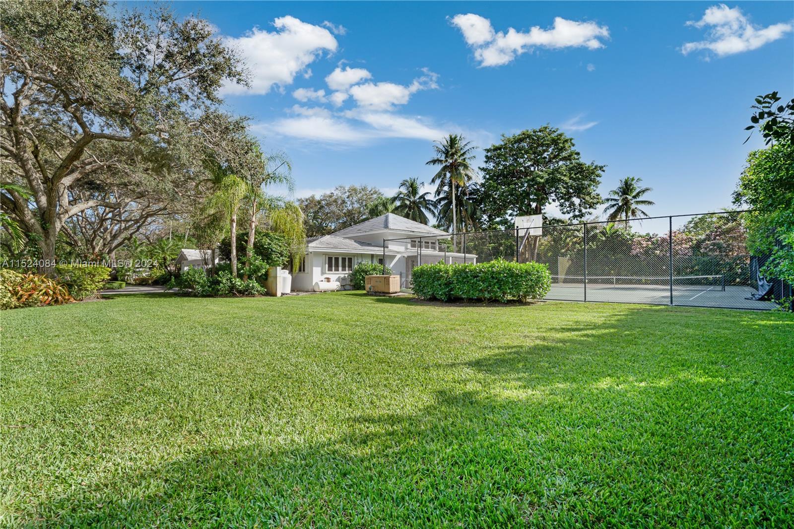 HALLMARK HEIGHTS ESTATES - Residential