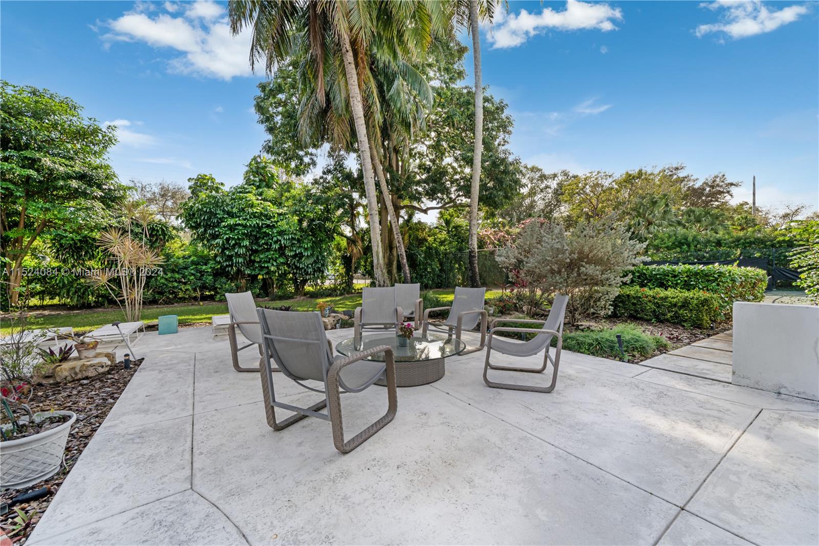 HALLMARK HEIGHTS ESTATES - Residential