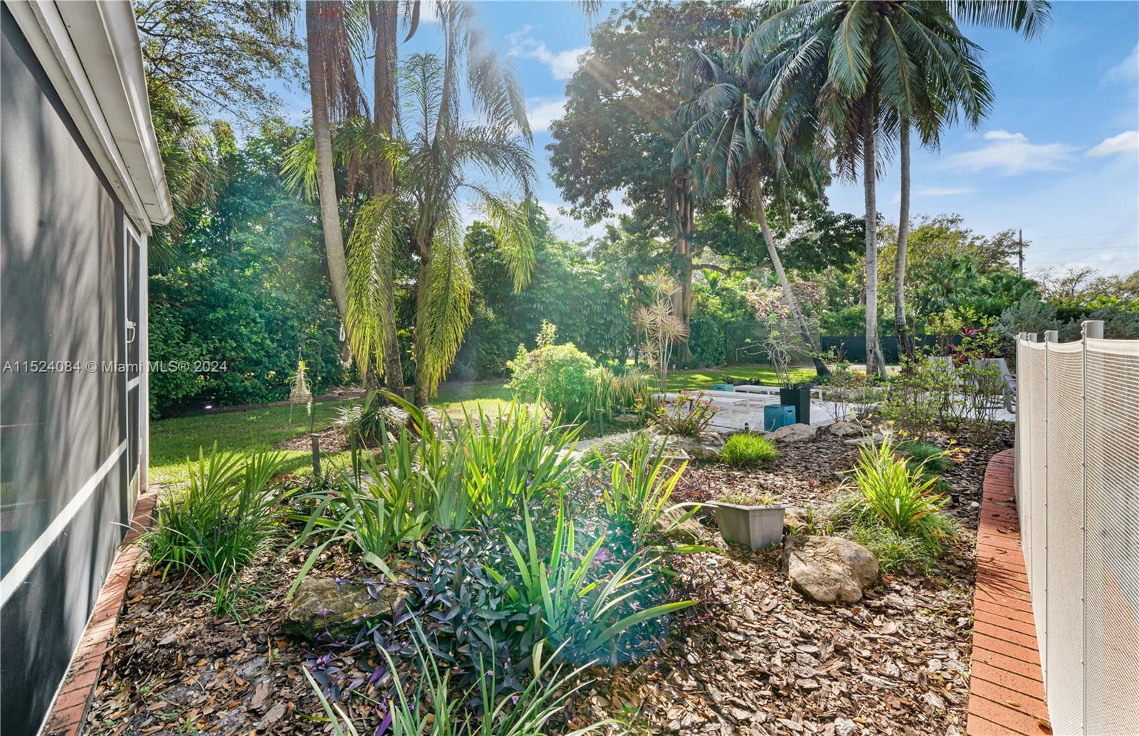 HALLMARK HEIGHTS ESTATES - Residential