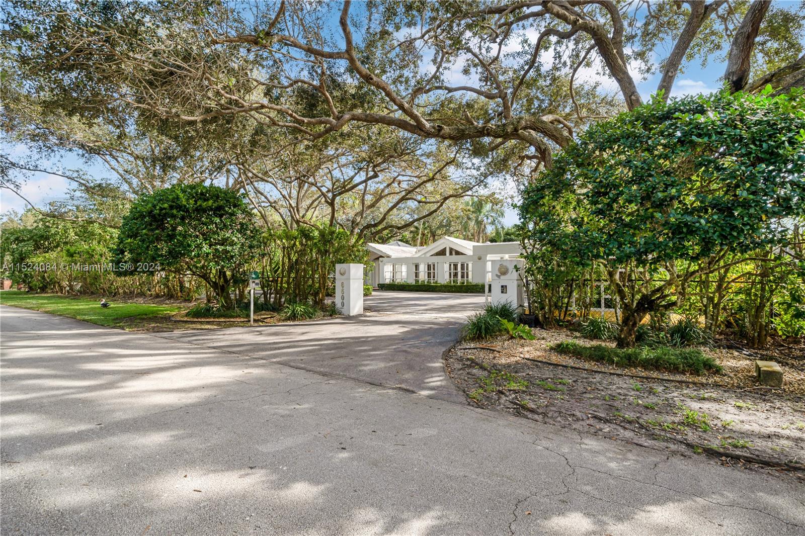 HALLMARK HEIGHTS ESTATES - Residential