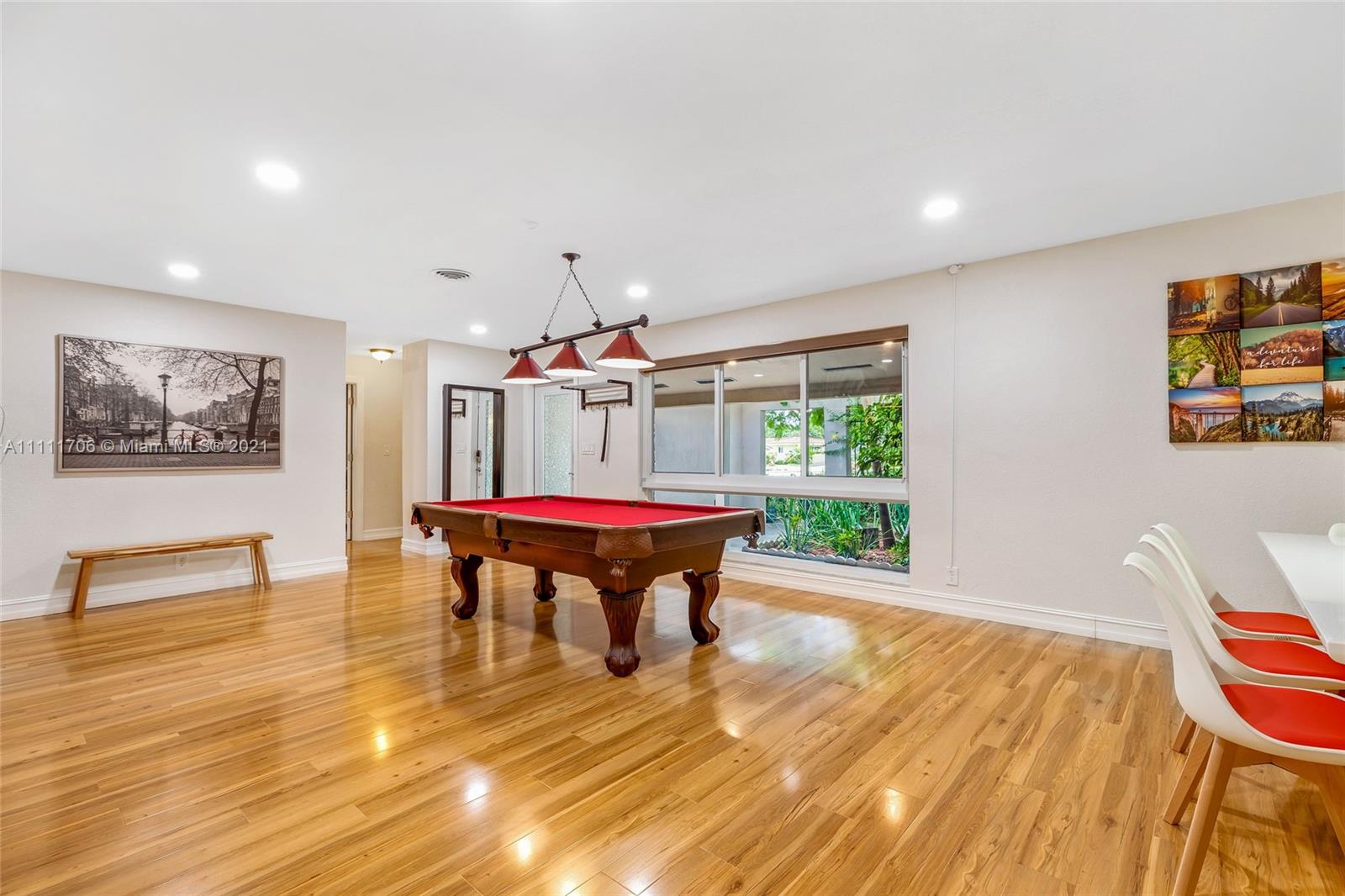 IMPERIAL POINT 2 SEC - Residential Lease