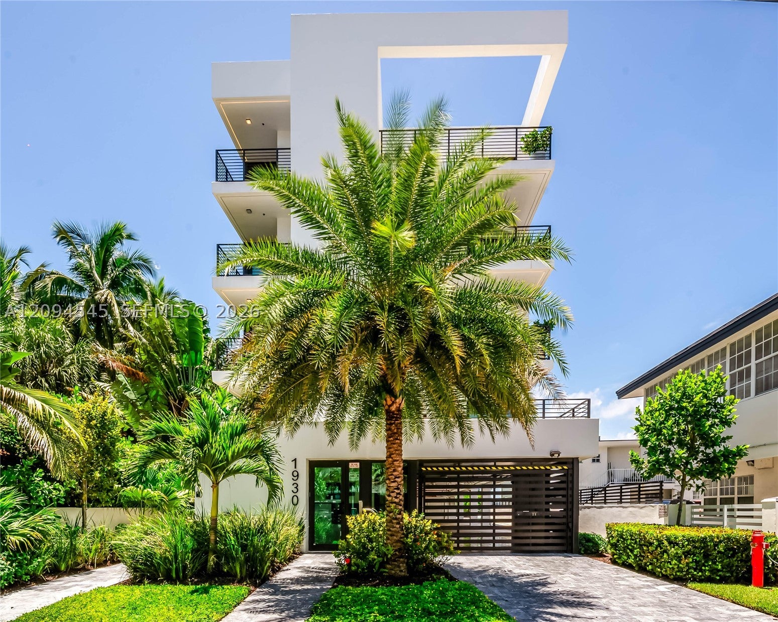 1930 Bay Dr