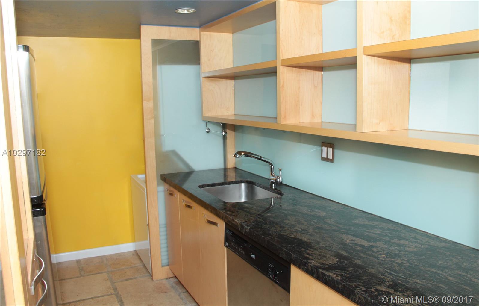 KINGSTON SQUARE CONDO - Residential Lease