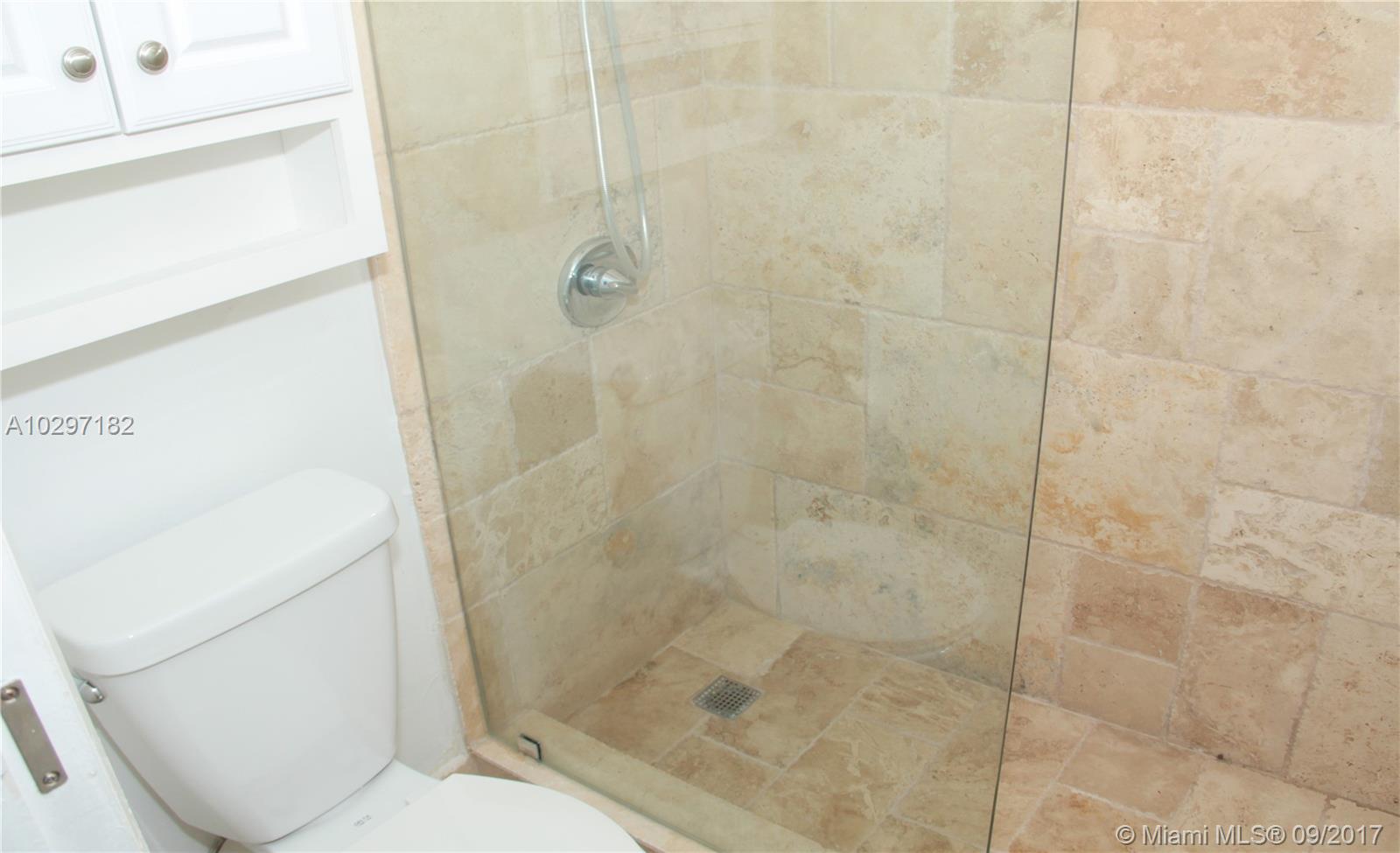 KINGSTON SQUARE CONDO - Residential Lease