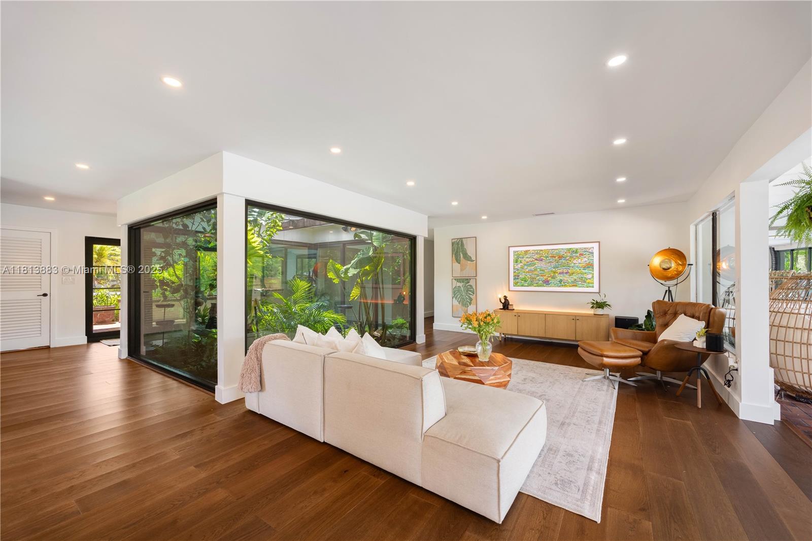 GRANADA GARDENS - Residential