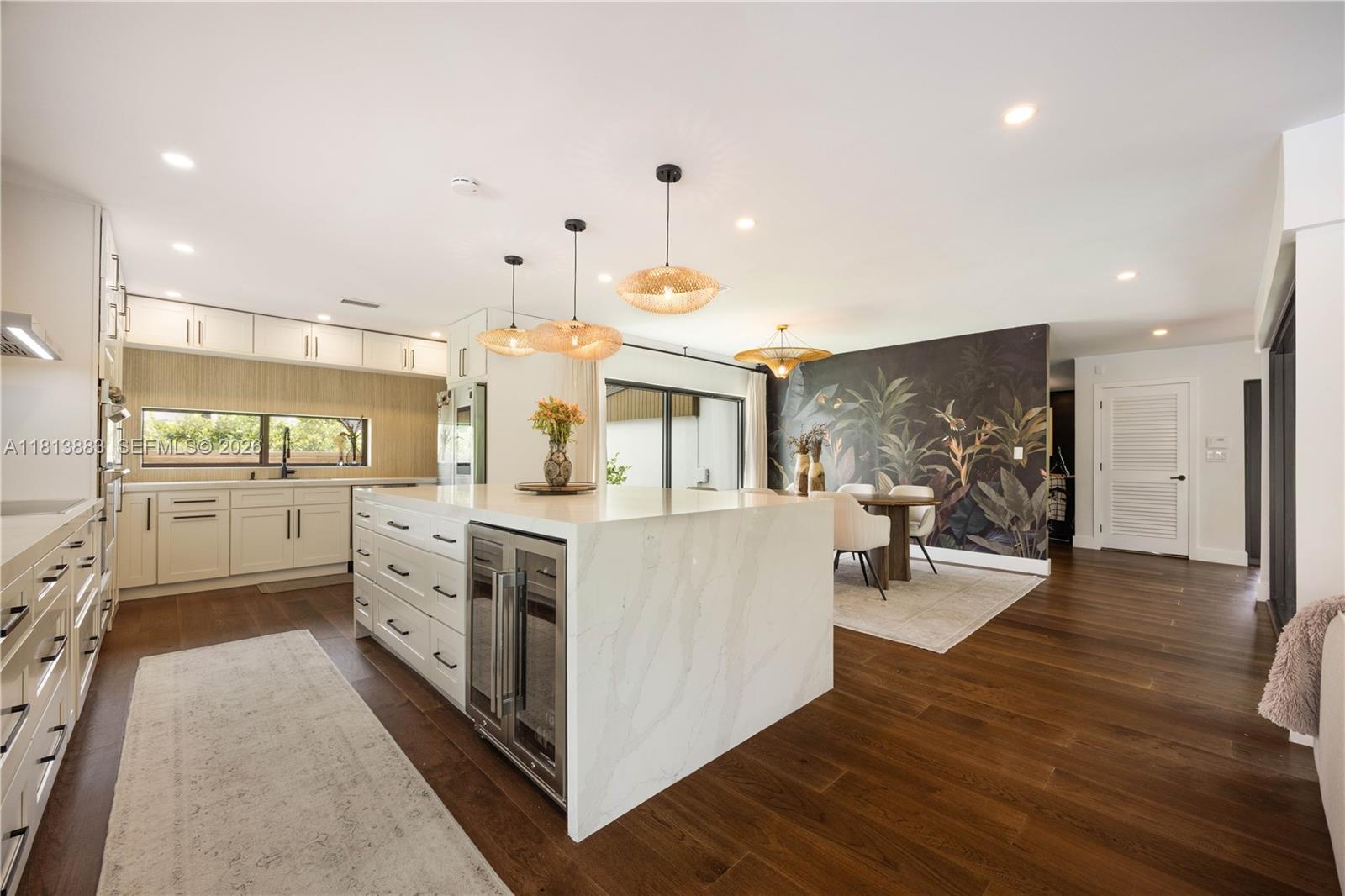 GRANADA GARDENS - Residential