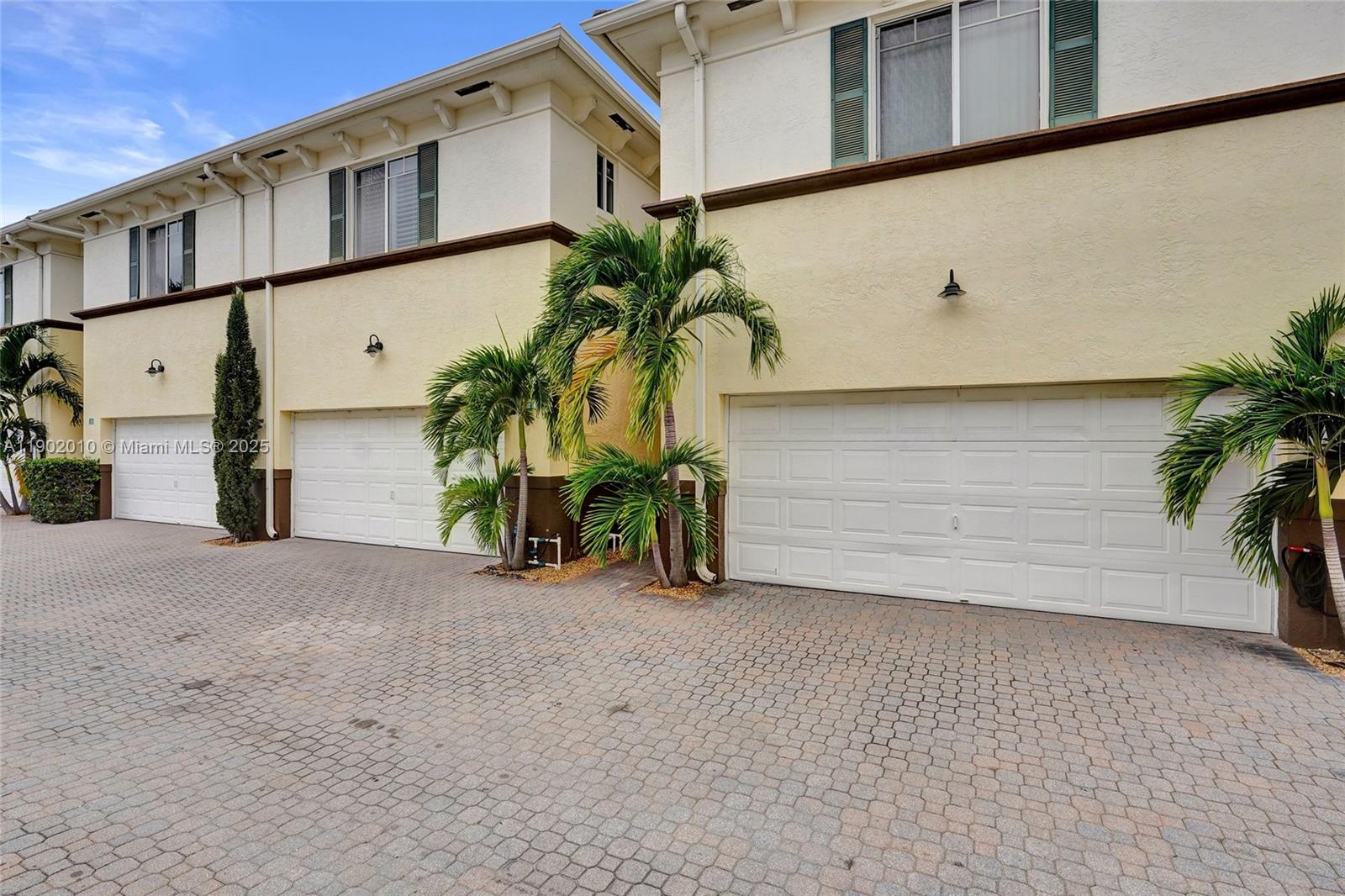 518 N Federal Hwy 14