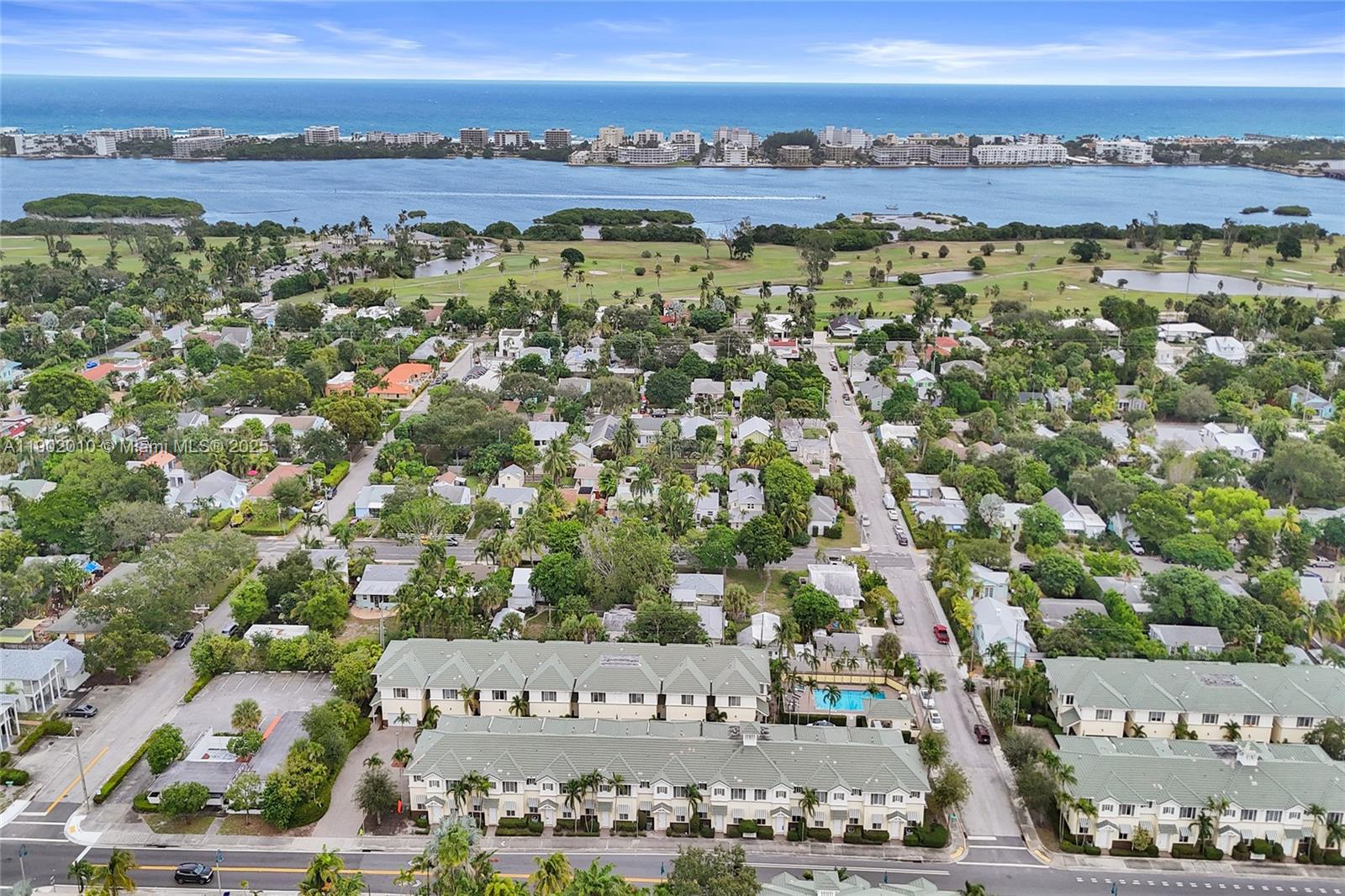 PARROT COVE - Residential