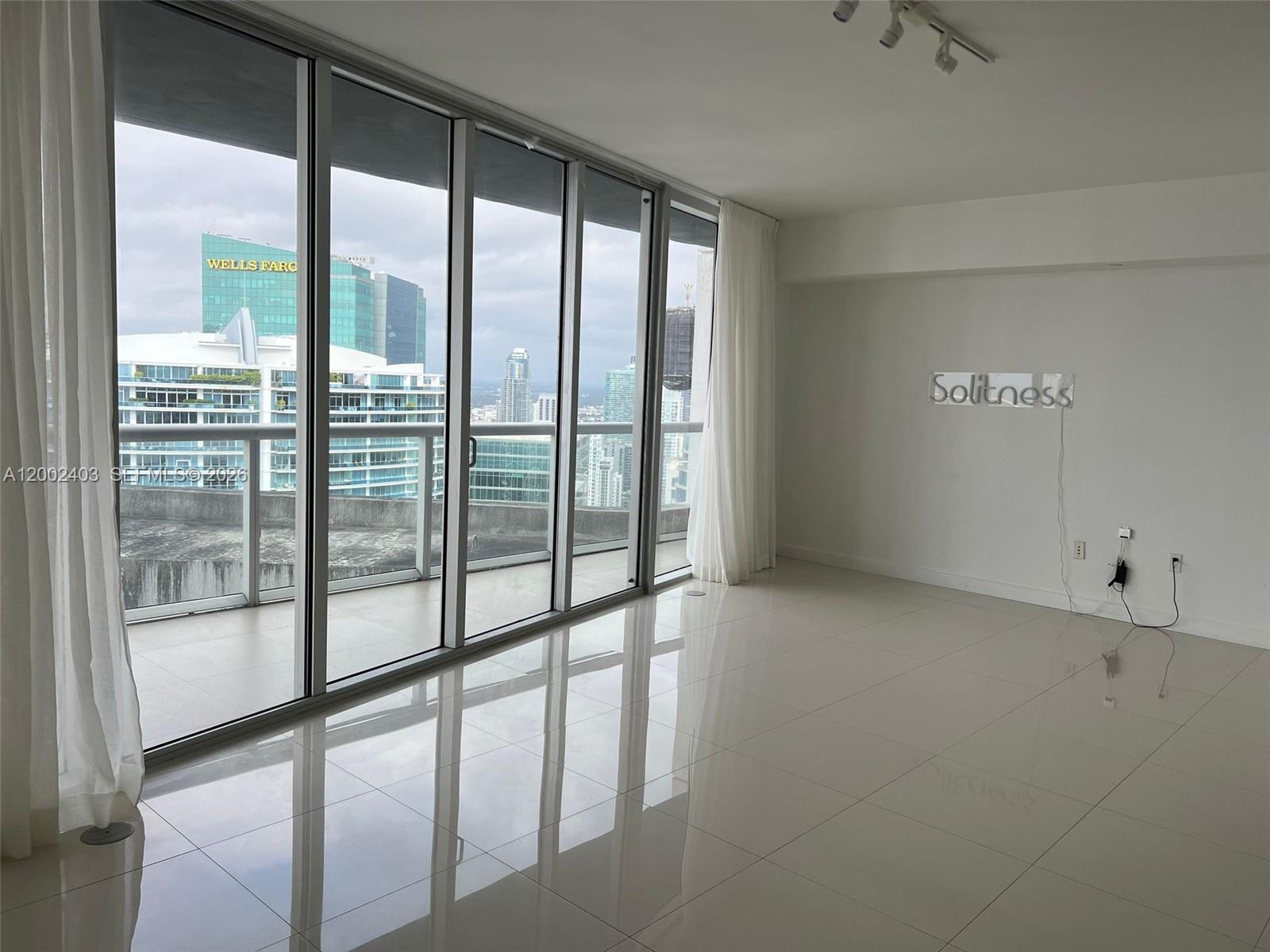 ICONBRICKELL CONDO NO 1 - Residential