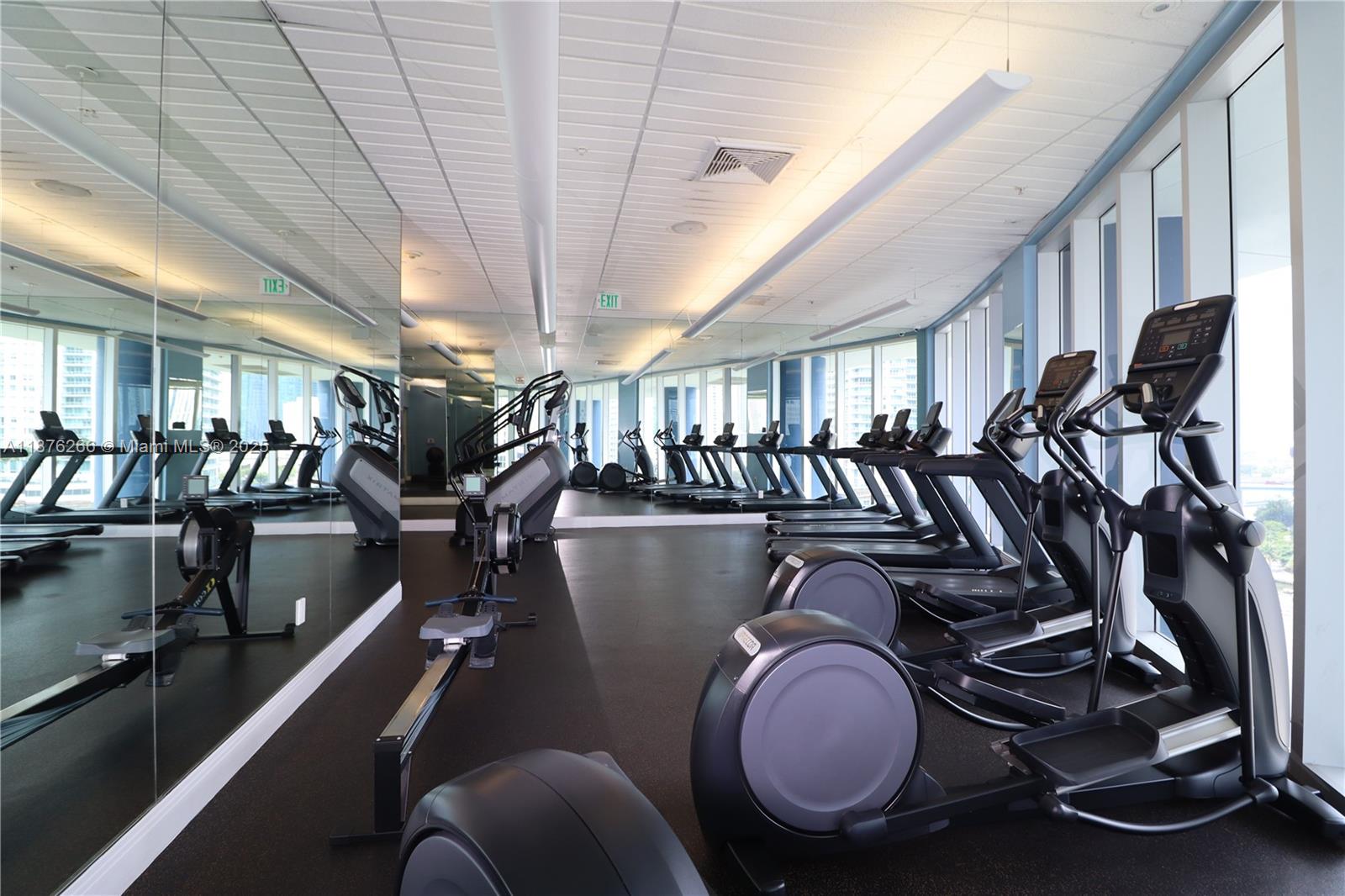 LATITUDE ON THE RIVER CON - Residential