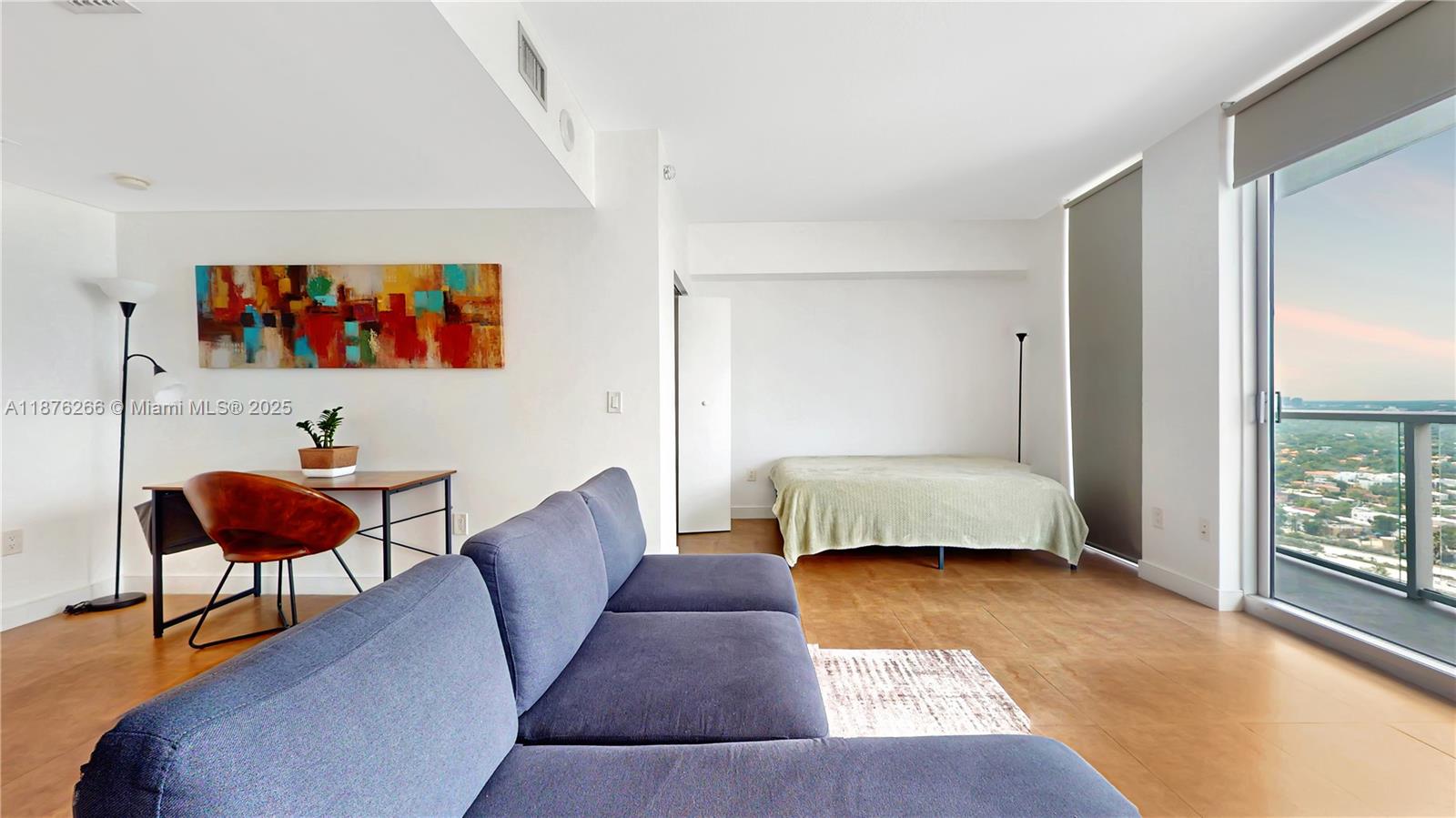 LATITUDE ON THE RIVER CON - Residential