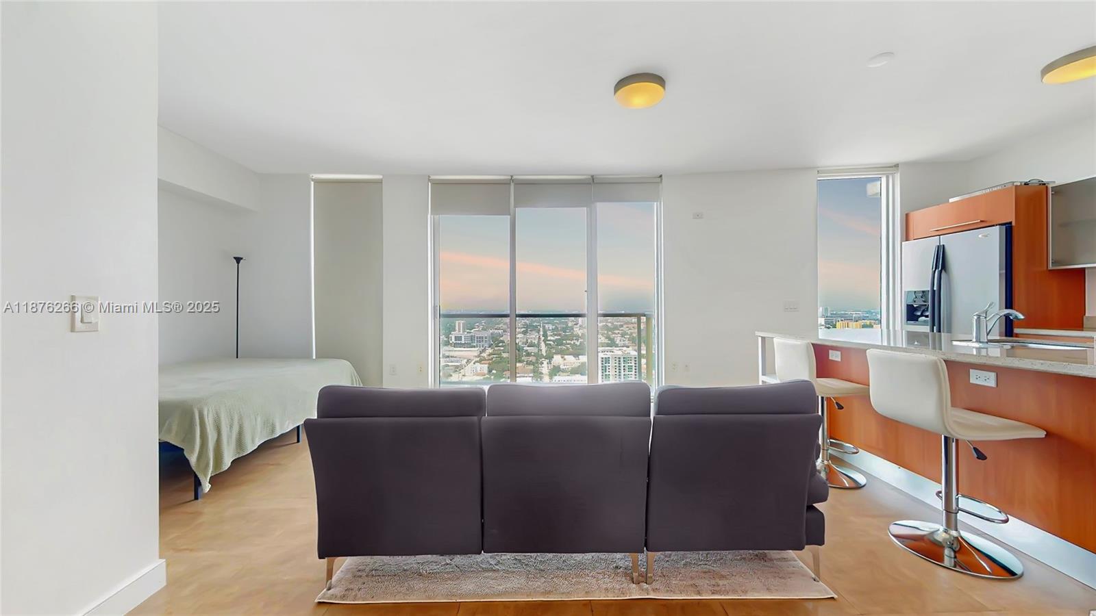 185 SW 7th St 2900