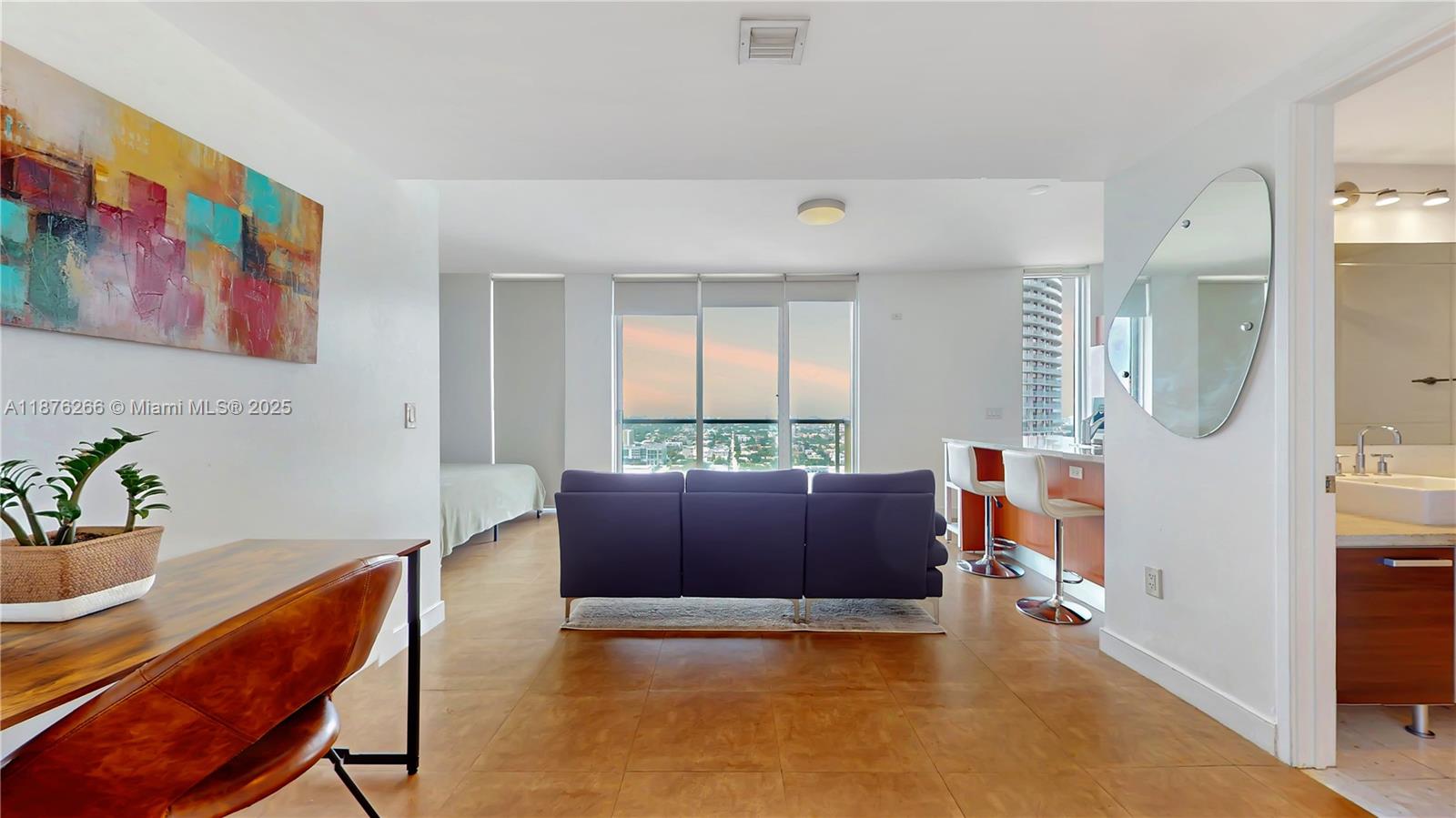 185 SW 7th St 2900
