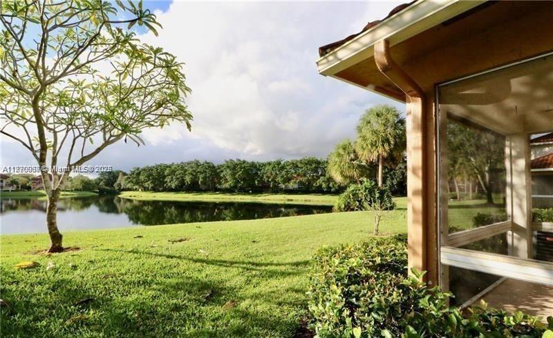 COLONNADES CONDO - Residential Lease